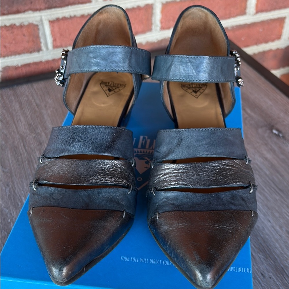 John Fluevog Blue & Gray Heels w/ Mary Jane Strap (Alison from Truth family)